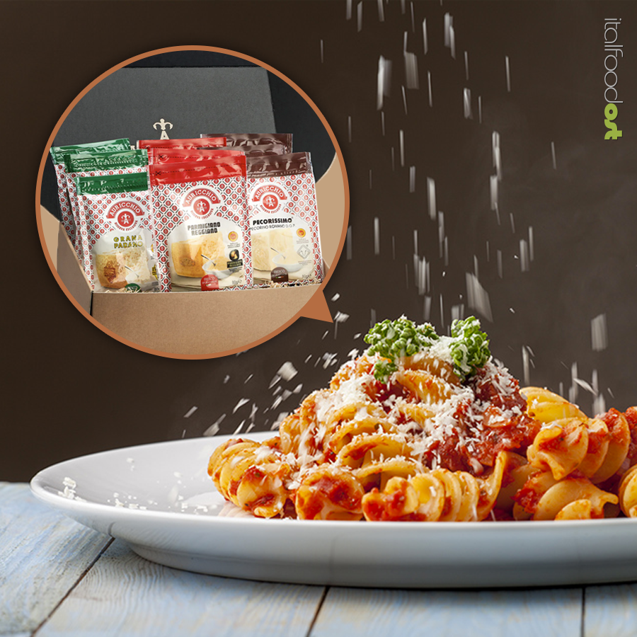 In handy stay fresh bags Grated cheese by Auricchio