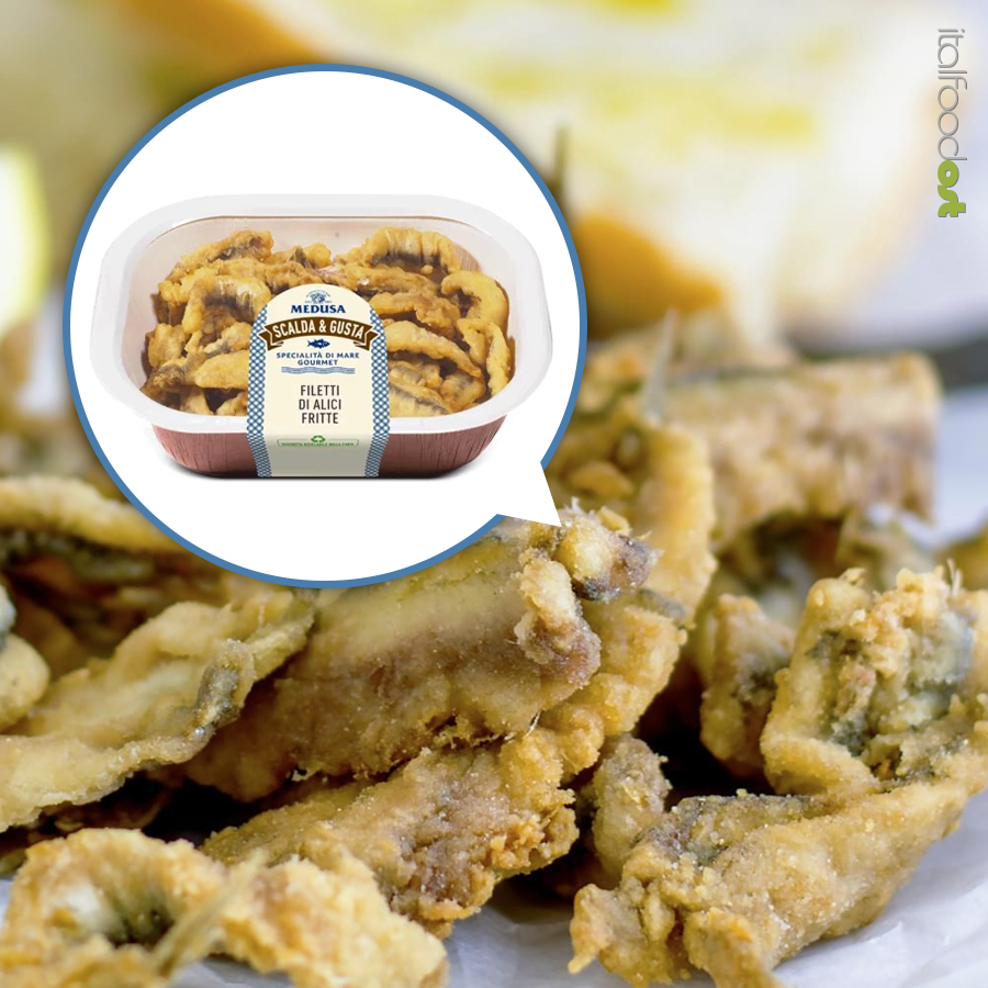 Deep fried anchovies by Medusa