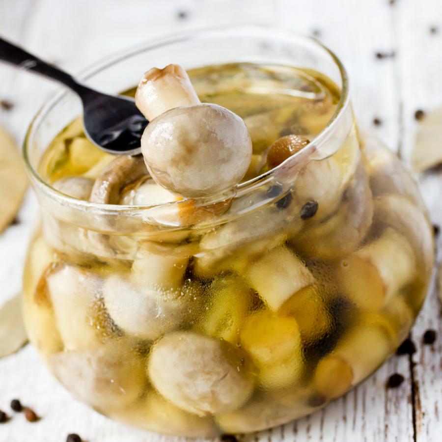 Neri Industria Alimentare: funghi neri sottoli