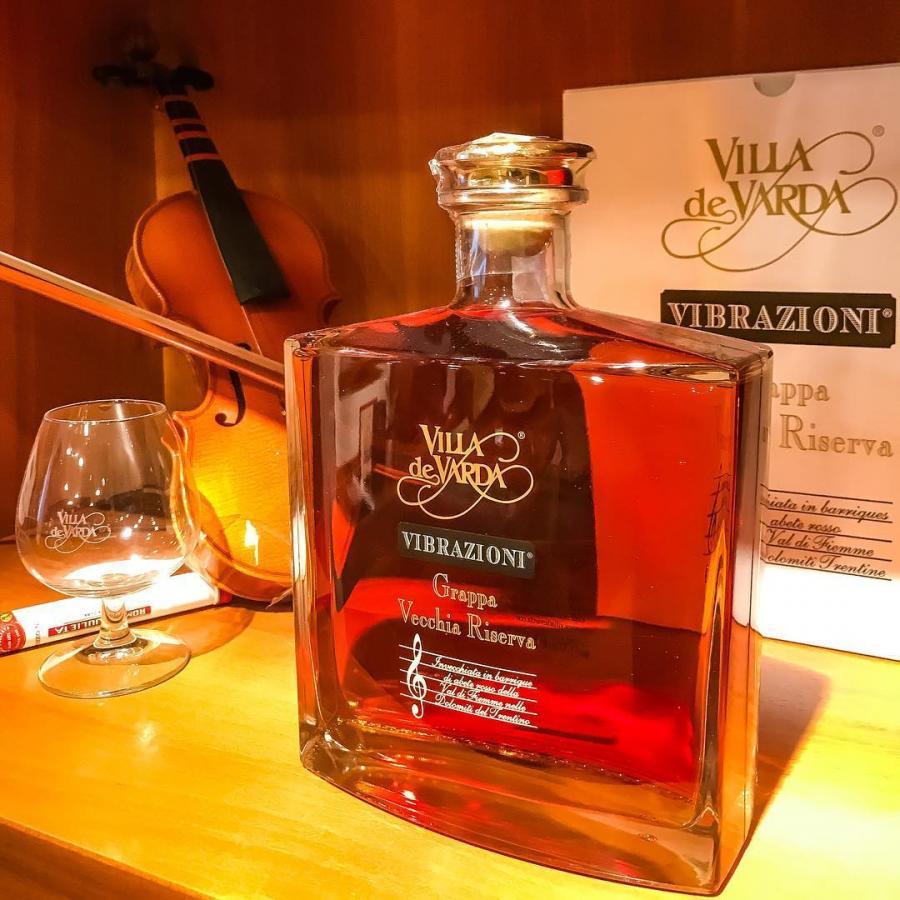 Villa de Varda: Grappa Vecchia Riserva Vibrazioni