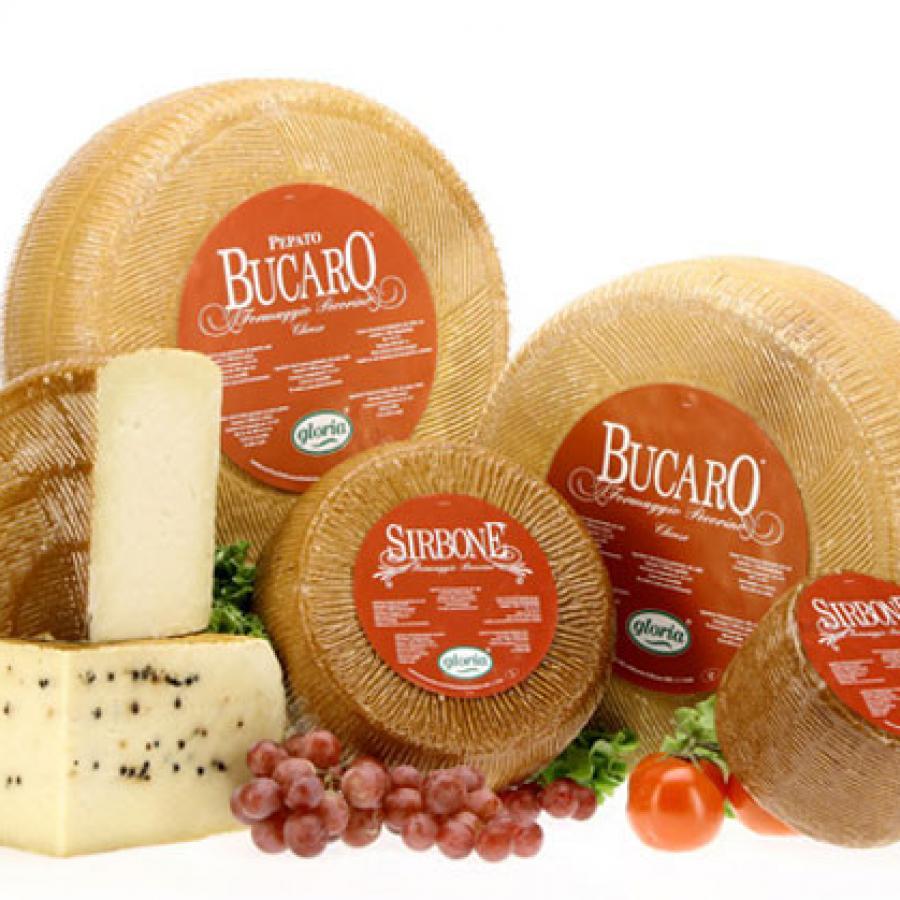 Auricchio: Plain Bucaro and with pepper, Sirbone Gloria